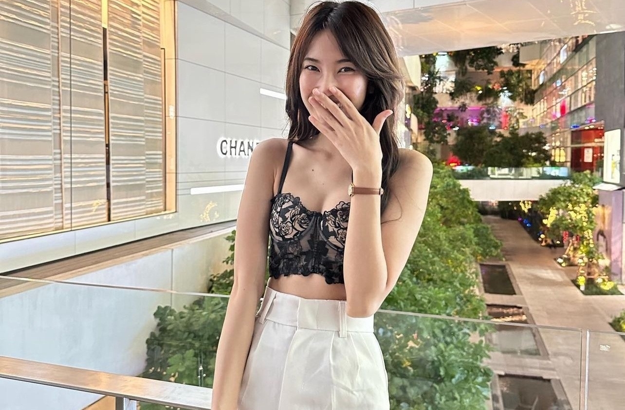 June Liu & Emiri Momota สวิงคู่เทพ onlyfans - 1-porns.com